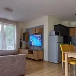 Apartment Reina Flores Park