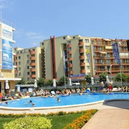 Reina Flores Park *