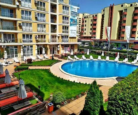 Apartman Reina Flores Park *