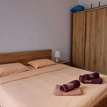 Apartamento Reina Flores Park